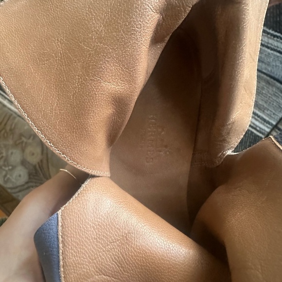 Hermès Neo Kelly Ankle Boots in Blue Suede | Size 36 (5.5 US) | Rare blue agris - Picture 11 of 12